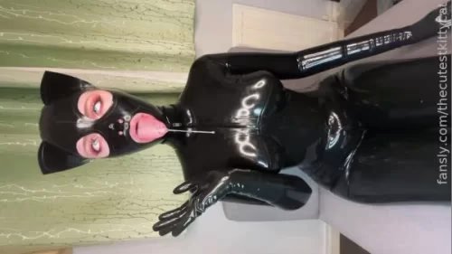 TheCutestKittyCat - Touching my shiny latex catsuit
