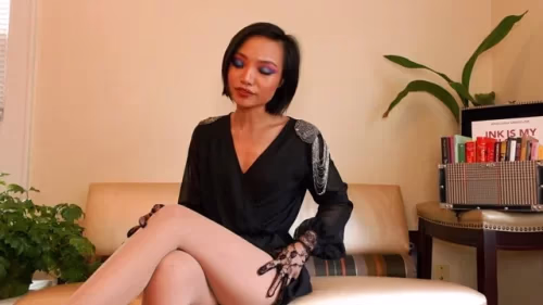 Her step-son lusts after her seductive Sheer Pantyhose Worship