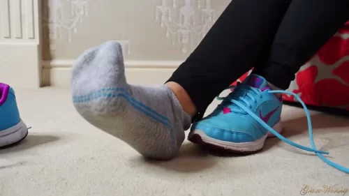 Contest Winner Gets to Sniff her Sweaty Feet All Day Long