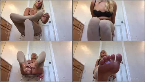 Alexis Monroe - Oily Stocking Feet | Legs Video