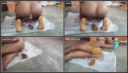 Smearing my huge poop