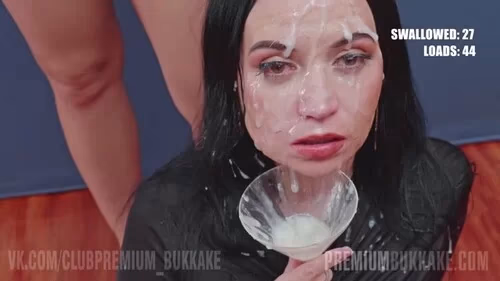 Darsi Devil Drinks Sperm from Cum Glass with a Surprise
