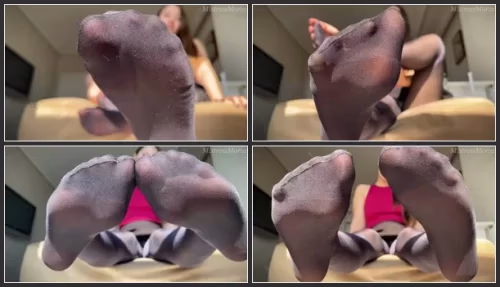 Slave for Nylon Feet 1