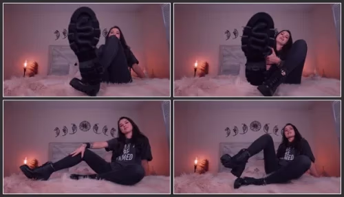 Boot Licking Whore