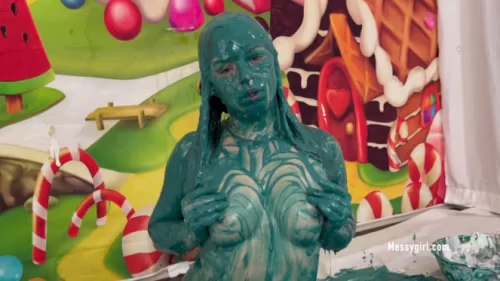 Marlo - Becomes A Messy girl watch porn