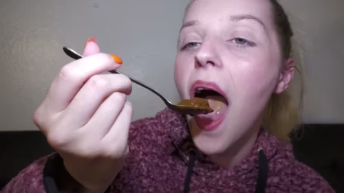 Maria Anjel - Struggling to eat diarrhea | Scat Video