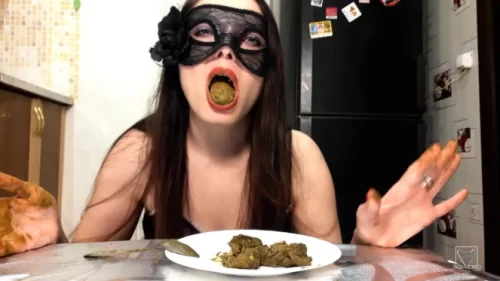 ScatLina - Xtreme shit breakfast swallow | Shocking Video