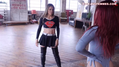 Dark Kix - Femmes Banshees | Cosplay Video