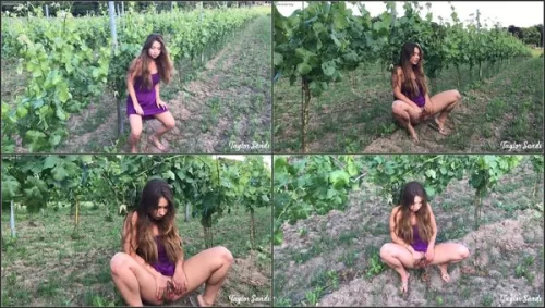 Hot Girl Pee In Public - Taylor Sands - FetishMania