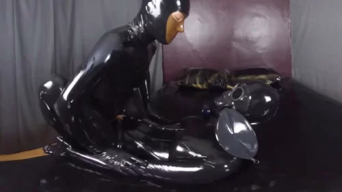VickyDeVika - Fucked in full rubber | Fetish Video