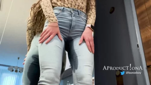 Eva Brooks - Sells her wet panties | Shocking Video