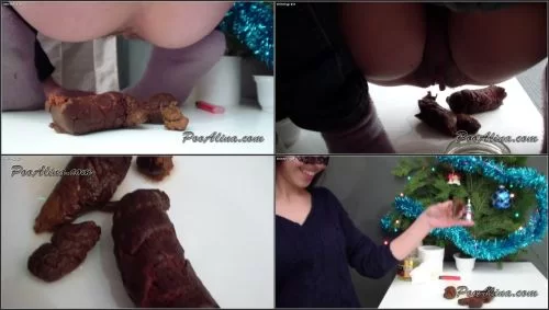 Christmas Pooping - PooAlina