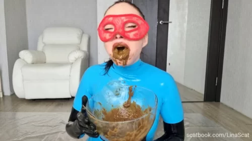 ScatLina - Playing With Shit In A Latex Outfit | Extreme Video