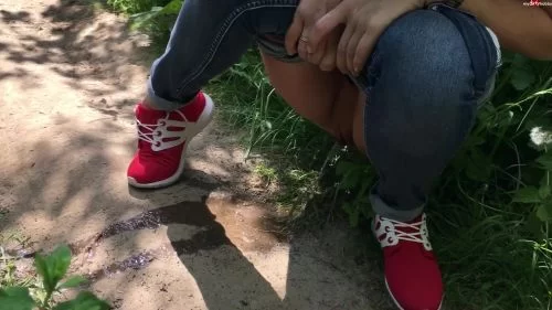 Wild Pinkeln Im Wald [MyDirtyHobby] AnjaSweetGerman