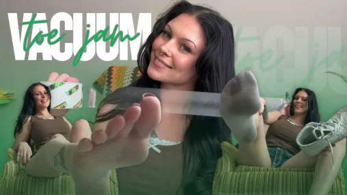 Goddess Sydnie - Your mouth's my sock wash machine | Soles Video