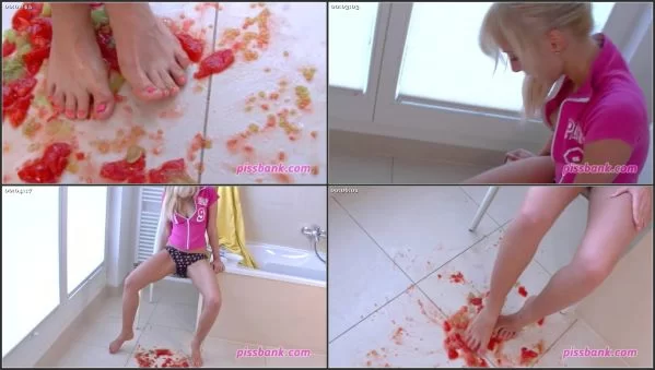Cinderella - Panty pee after crushing fun