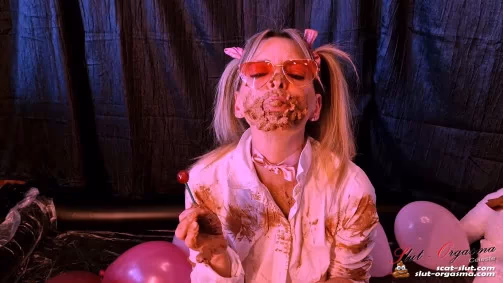 SlutOrgasmaCeleste - Cum and play with me in shit | Poop Video