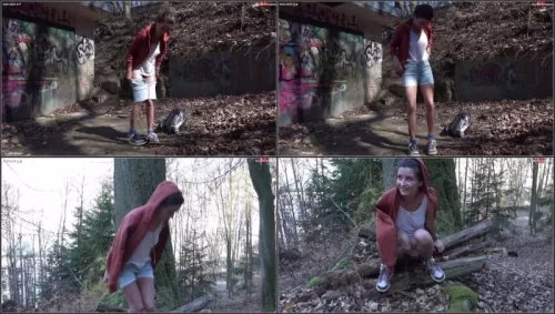In Den Wald Gepisst - Camilla Moon | Extreme