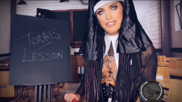 Mistress Raven - Get on your knees, and masturbate for nun | Faggots Video